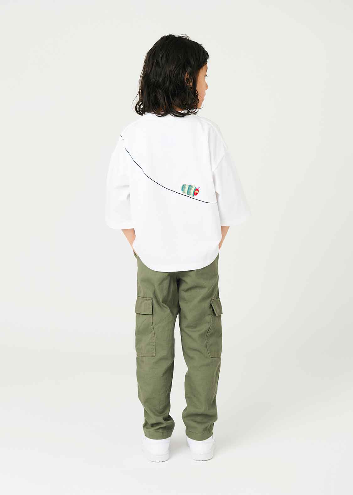 Eric Carle Big Silhouette Short Sleeve Tee (Eric Carle_Fruit and Very Hungry Caterpillar) - Kids