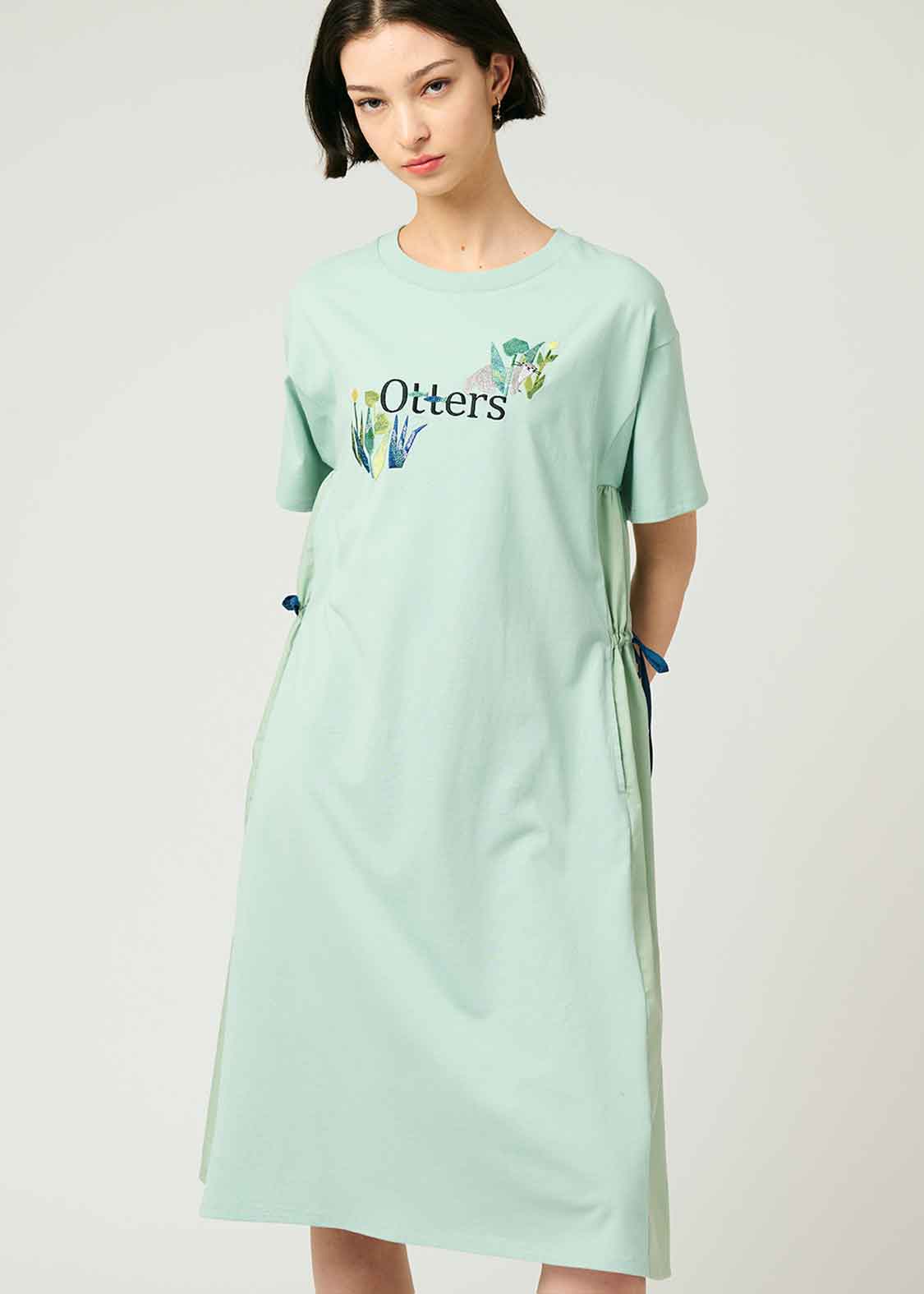 Side Ribbon Short Sleeve One-Piece (Otters)