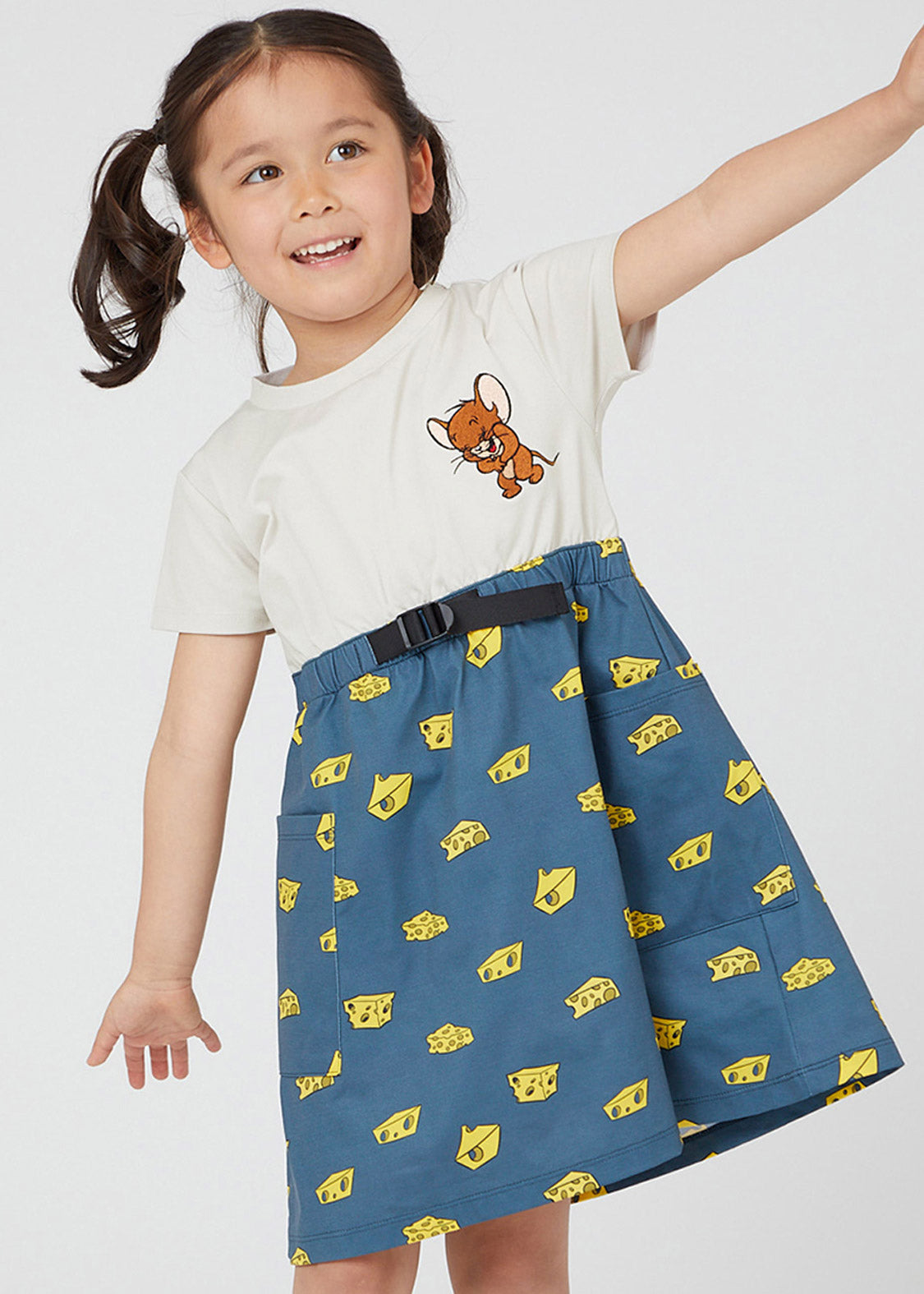 Tom & Jerry Quick Dry Short Sleeve One-Piece (Tom and Jerry_Laughing Jerry Cheese)