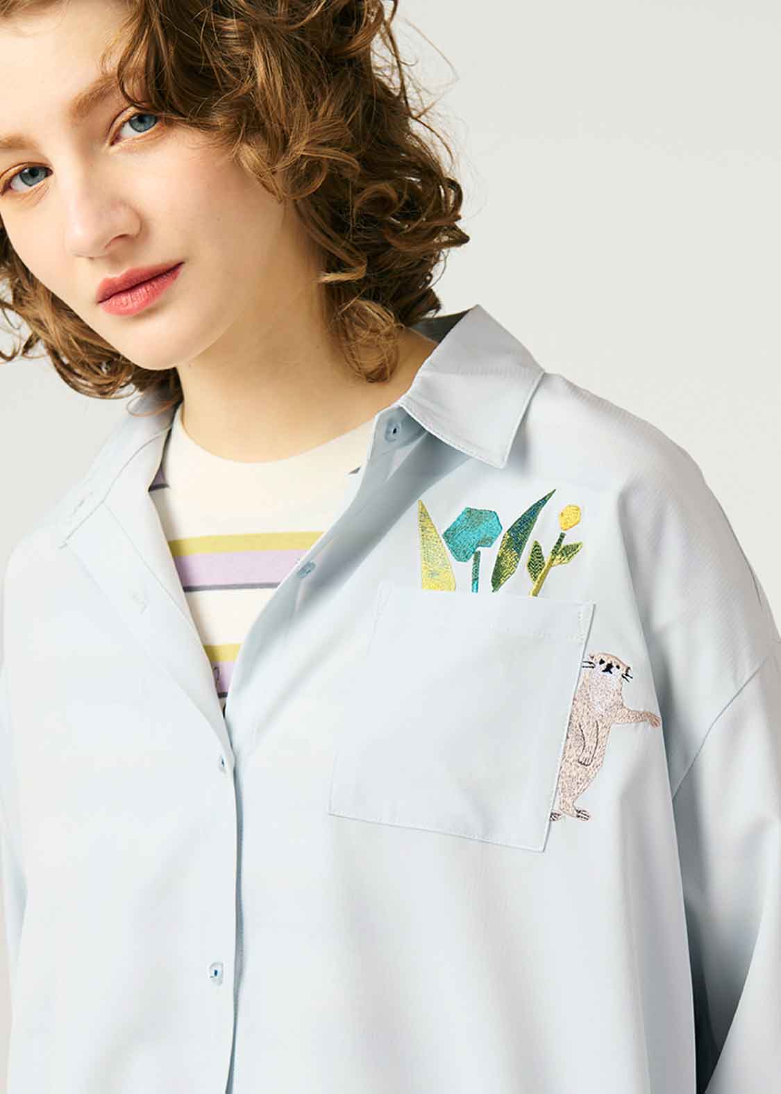 Drawstring Cropped Long Sleeve Shirt (Otters)